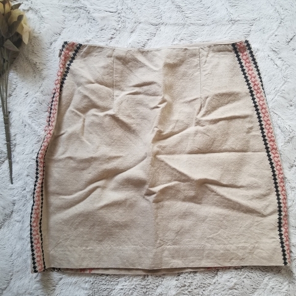 Ann Taylor Loft Cotton Linen Stitch Embroidered Beige Pencil Mini Skirt - Picture 6 of 9